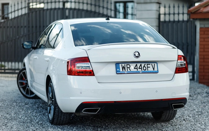 Skoda Octavia cena 64900 przebieg: 224000, rok produkcji 2016 z Borne Sulinowo małe 704